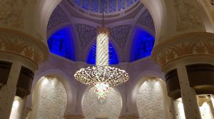 Abu Dhabi city tour with lunch and Grand mosque visit