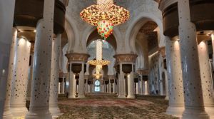 Premium Abu Dhabi tour - Entry to Grand Mosque & Qasr Al Watan, Etihad Towers 